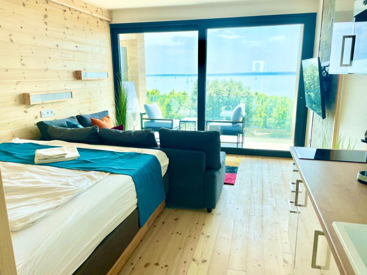 Club Panorama Premium Apartment Alsóörs Екстериор снимка